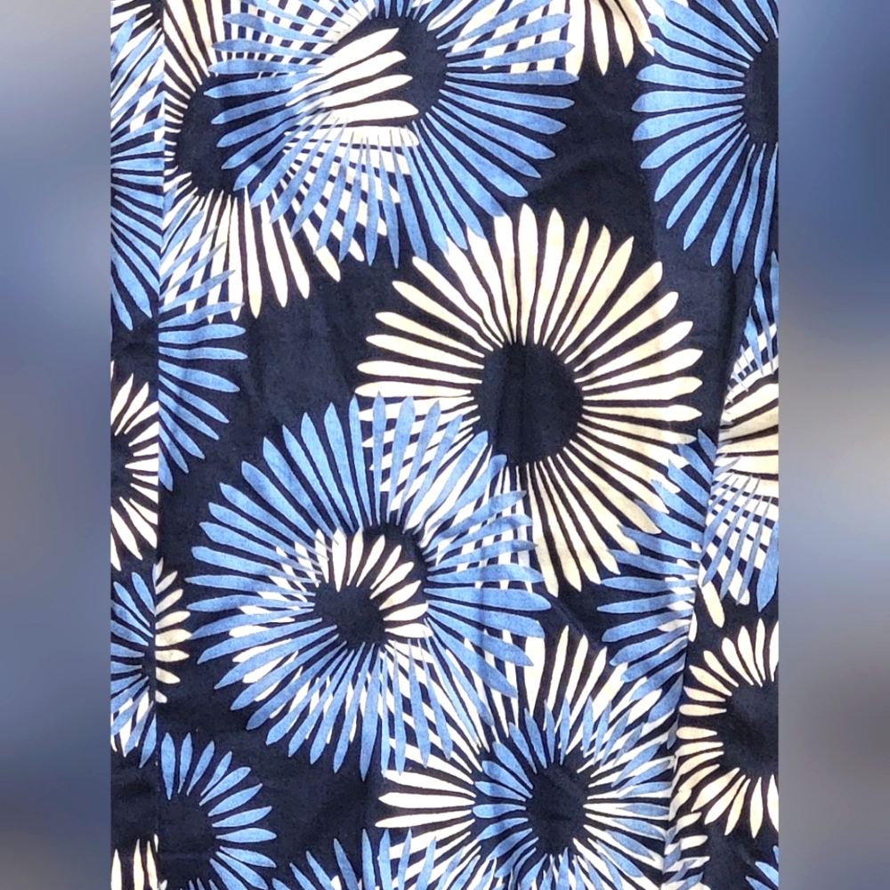 Elliott Lauren Navy Blue‎ White Floral Sleeveless Optional Tie Blouse Size 8 - Picture 4 of 8